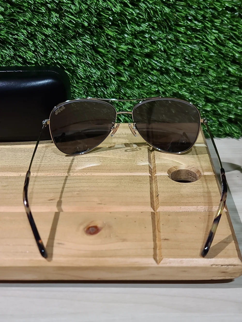 Coach HC7079 L1013 Aviator Sunglasses / Light Gold New